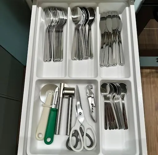 Cichy Na Skraju Parku śląskiego *