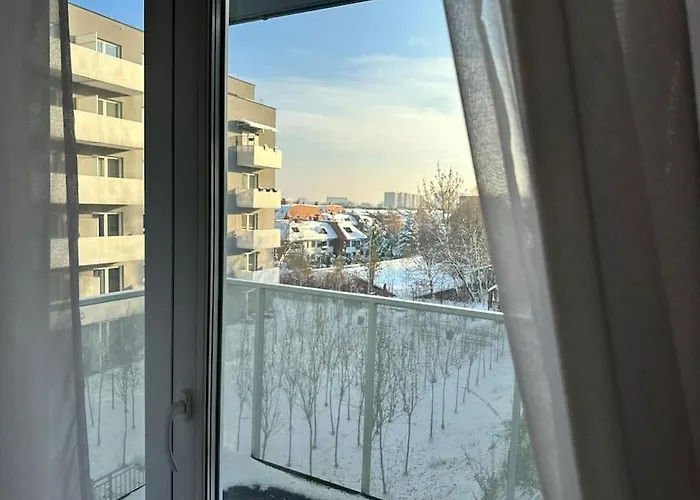 Cichy Na Skraju Parku śląskiego *