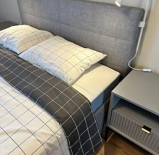 Cichy Na Skraju Parku śląskiego * Katowice